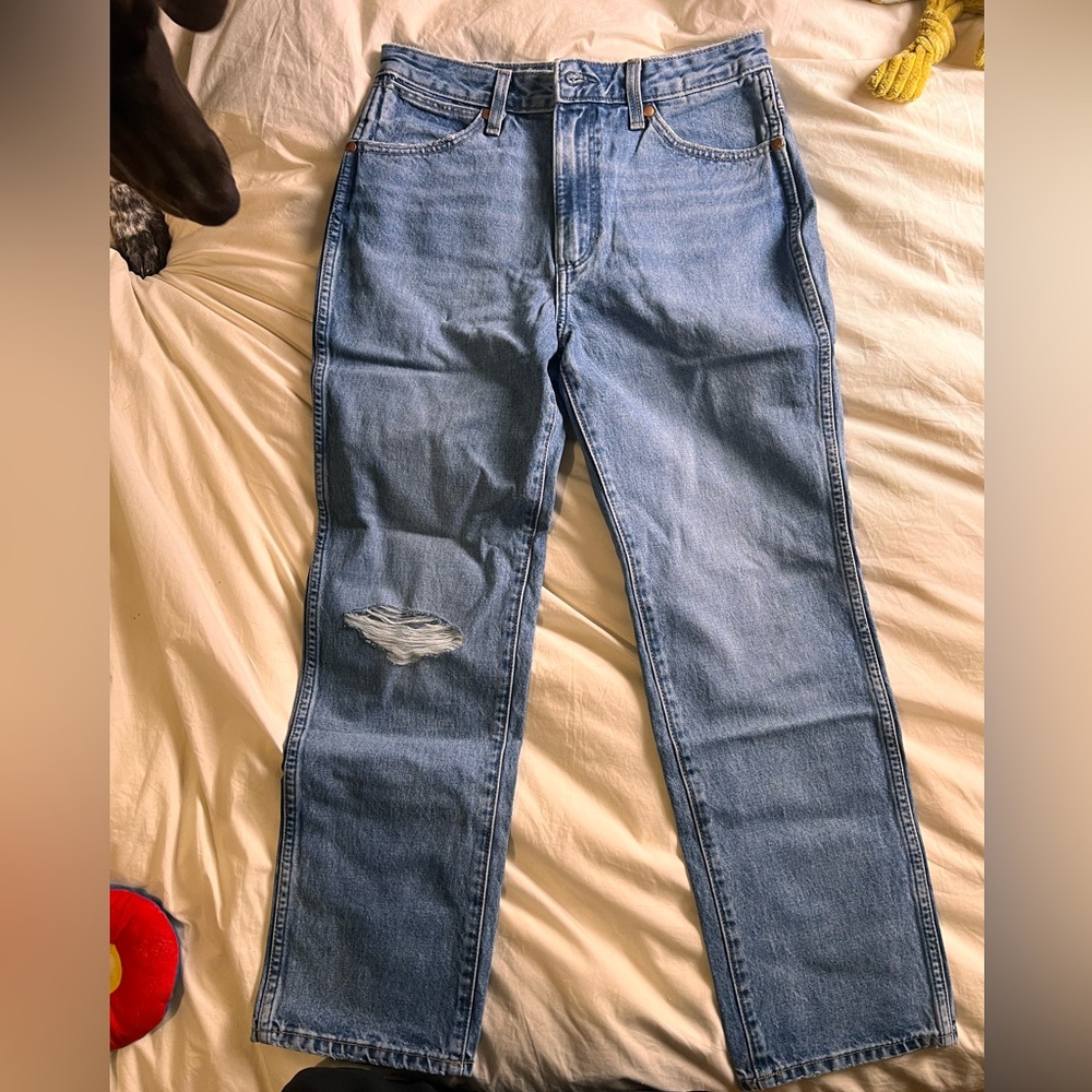 Wranglers Wild West 603, high waist straight leg jeans. Never worn, with tags